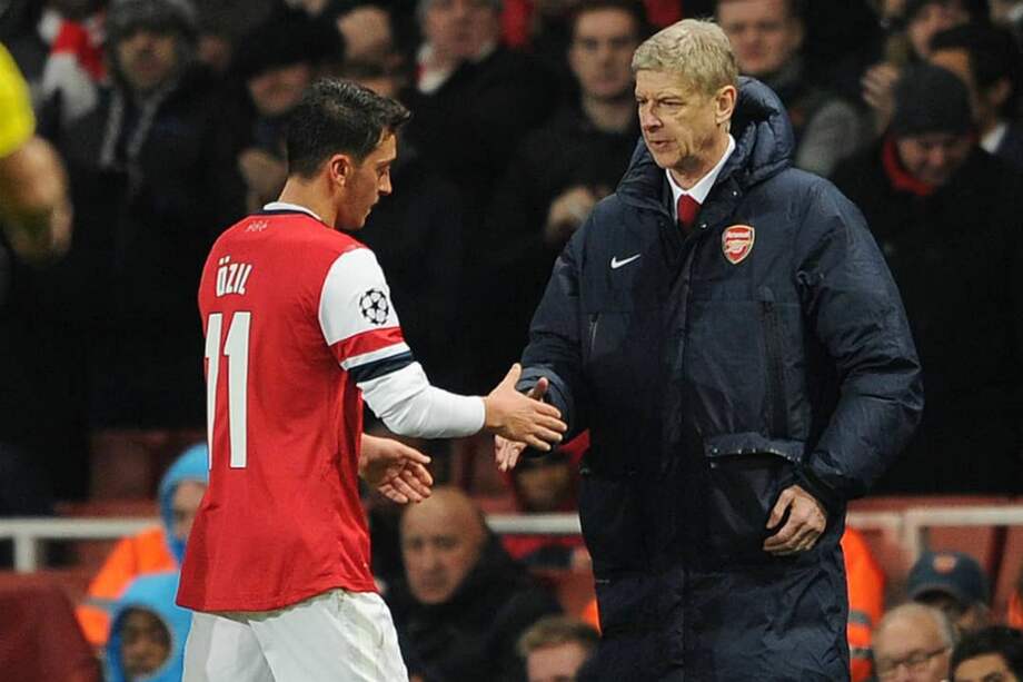 El alemán alcanzó a jugar 26 partidos por Premier League / @m10_official