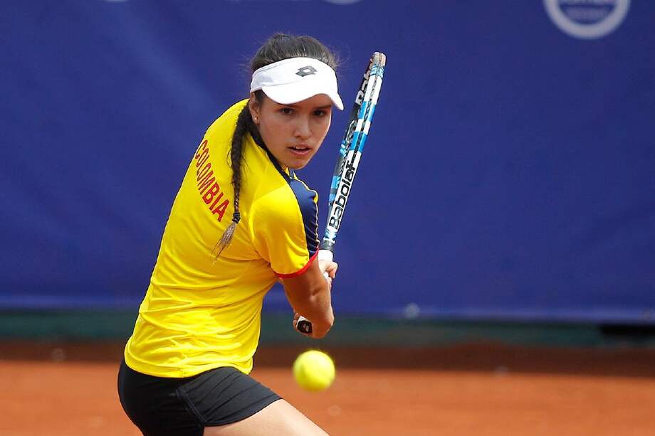 María Camila Osorio junto a Nicolás Mejía se quedaron con la plata en el torneo de dobles mixto en los Juegos Olímpicos de la Juventud. / Archivo