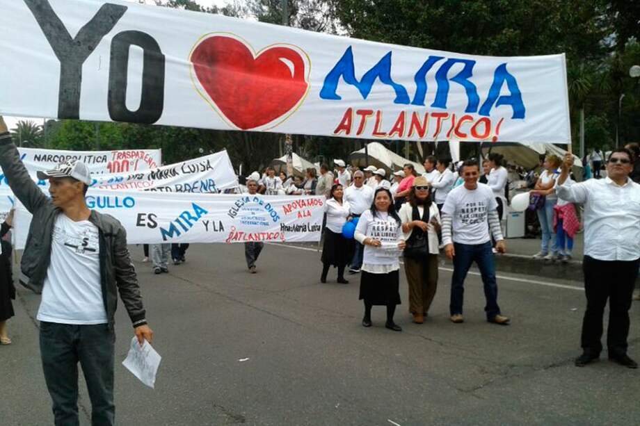 Mira enfrenta señalamientos de discriminación con marchas
