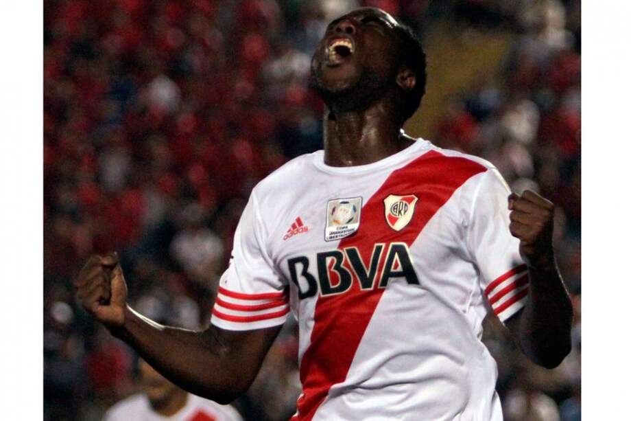 Eder Álvarez Balanta. / AFP