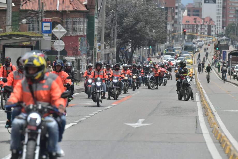 Durante las movilizaciones, se llevó a cabo un recorrido desde el parque de la 93, tomaron la carrera Séptima y llegaron al Parque Nacional.