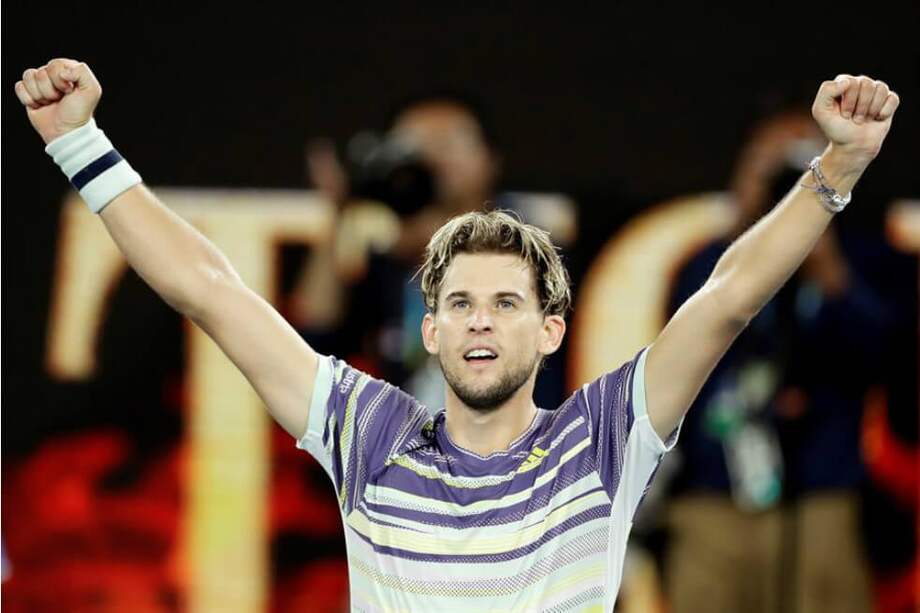 Dominic Thiem celebrando la victoria que lo lleva a la final del Abierto de Australia contra Novac Djokovic. / EFE