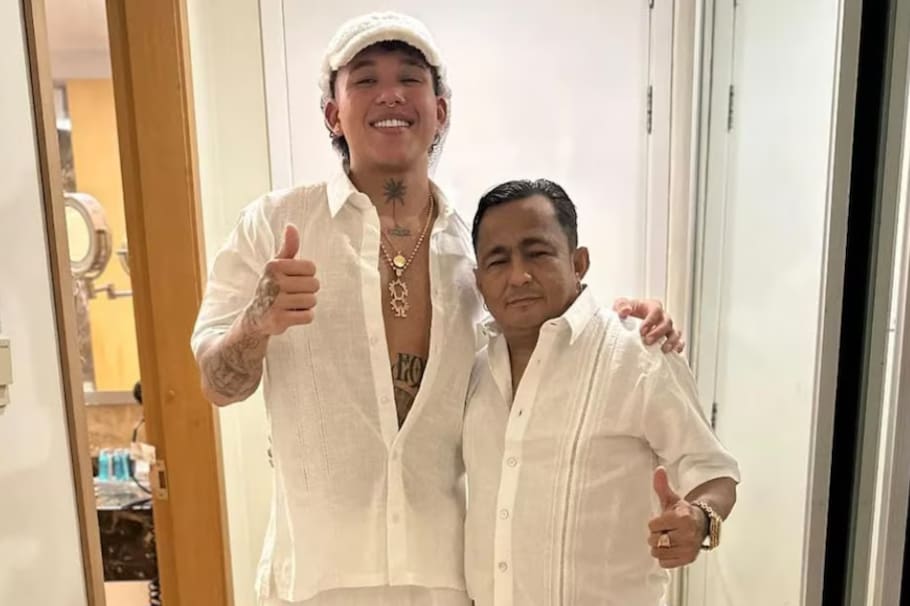 En el pasado, Beéle había hablado en entrevistas sobre una relación compleja con su padre, marcada por etapas de distancia.