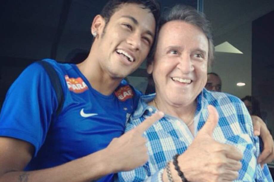 En marzo, Neymar acudió a una fiesta disfrazado como el personaje del niño prepotente con traje de marinero.