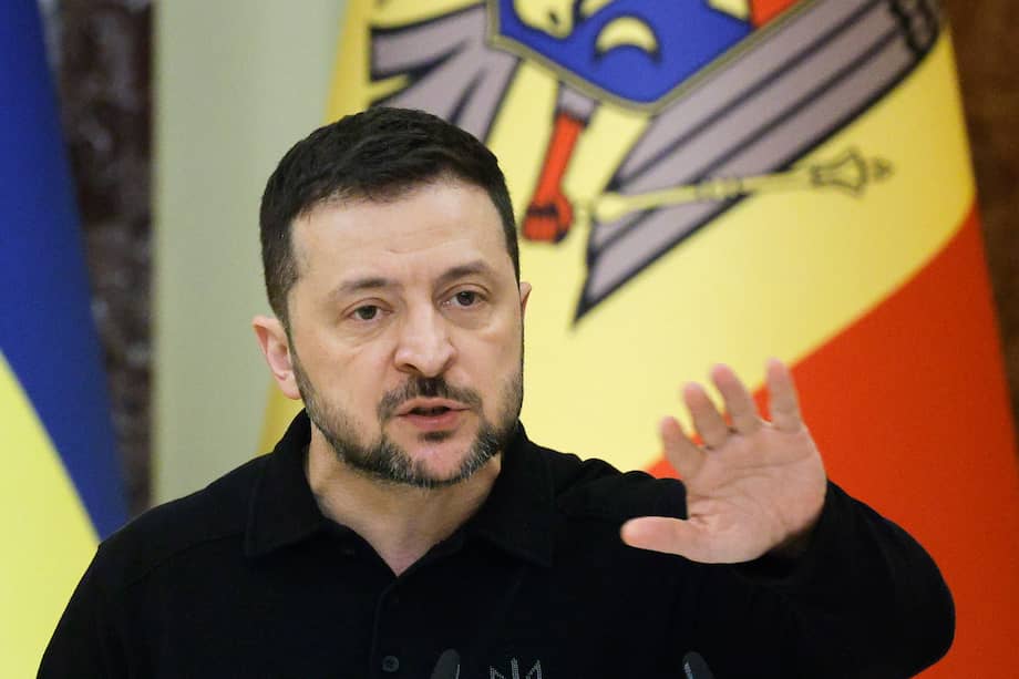 El presidente de Ucrania, Volodímir Zelenski, habla durante una conferencia de prensa en Kiev, Ucrania, el 25 de enero de 2025.