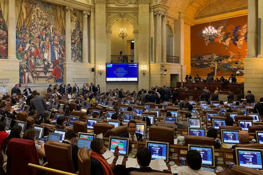 Avanza en la Cámara de Representantes el debate del Plan Nacional de Desarrollo.