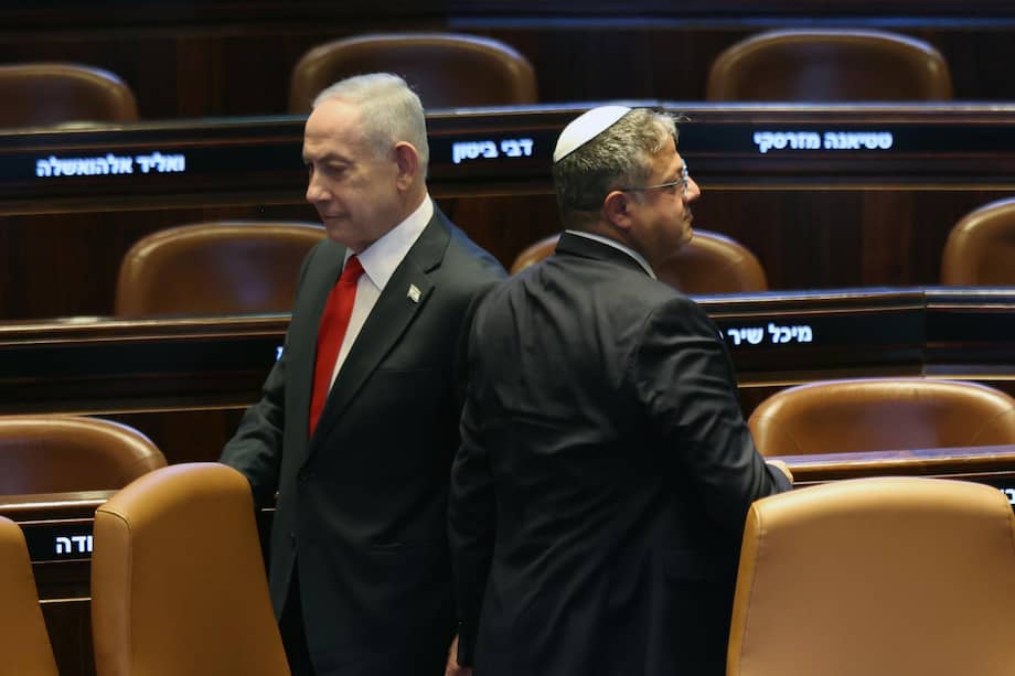 El principal impulsor de la ley es el parlamentario y ministro de Seguridad Nacional, Itamar Ben-Gvir, colono y supremacista racial. También la apoya Benjamín Netanyahu.