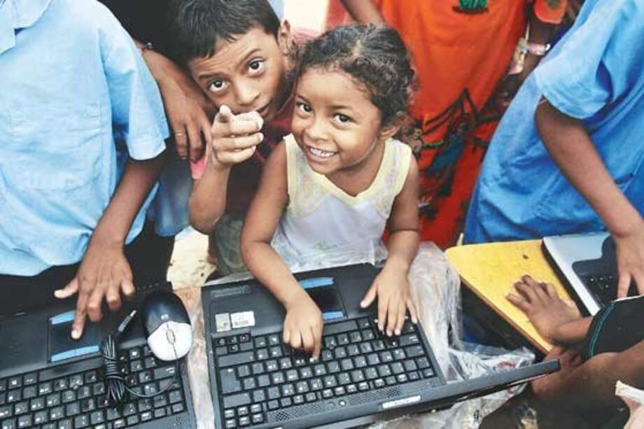 Mintic anuncia tarifas de internet de $6.400 para familias pobres