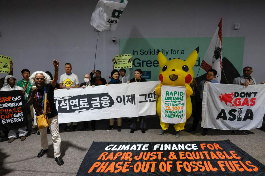 En la COP29, 198 delegaciones se reunieron a negociar una cifra que los países desarrollados se comprometerán a entregar cada año, a partir de 2025, para financiar la mitigación del cambio climático.