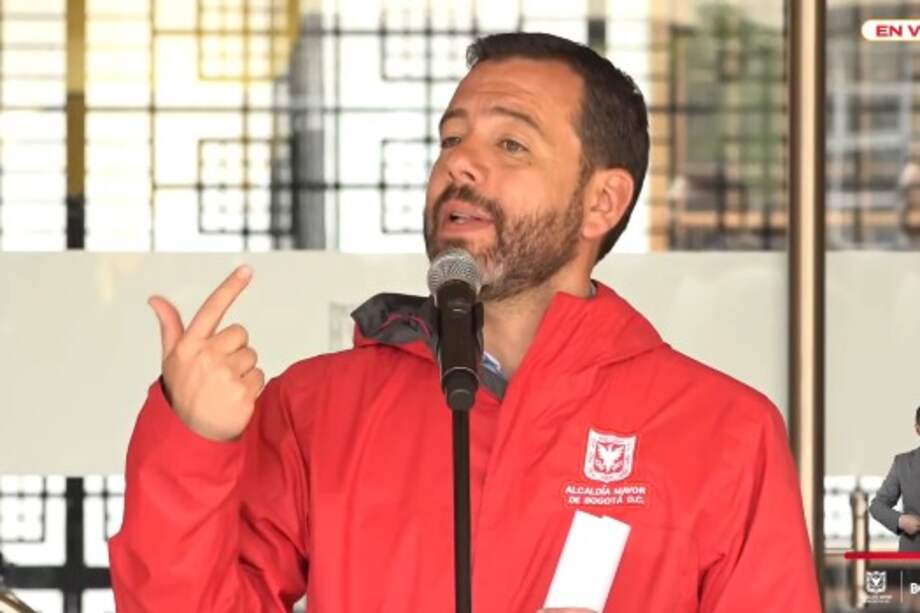 Galán entregó el balance de los primeros 15 días de racionamiento de agua.