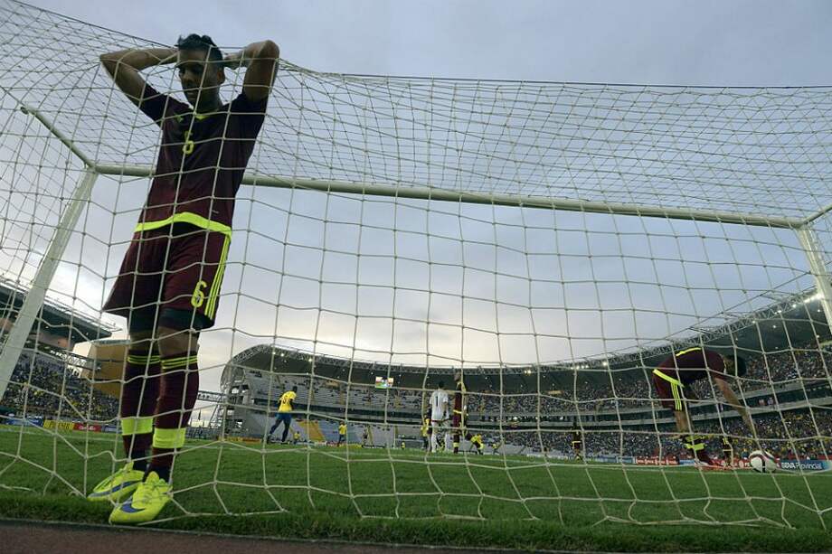 Jugador de la selección venezolana se lamenta por un gol recibido en las eliminatorias. Foto: AFP