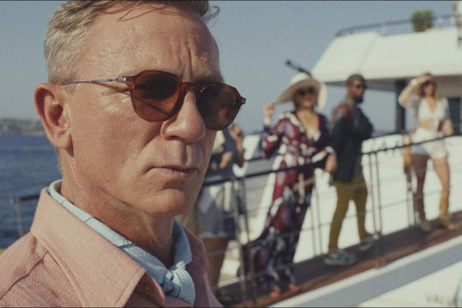 "Entre navajas y secretos 2" seguirá la historia del detective Benoit Blanc (Daniel Craig), mientras resuelve un nuevo crimen en una lujosa isla griega.