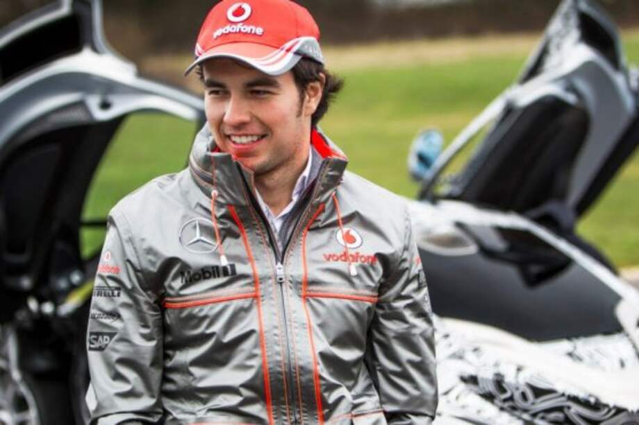 Sergio Pérez, busca equipo tras su renuncia a McLaren