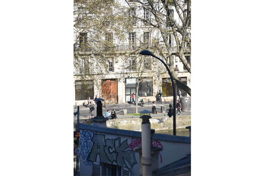 Imagen desoladora de una desoladora París en estos tiempos de crisis. / Fitografía: @soniaetcaetera