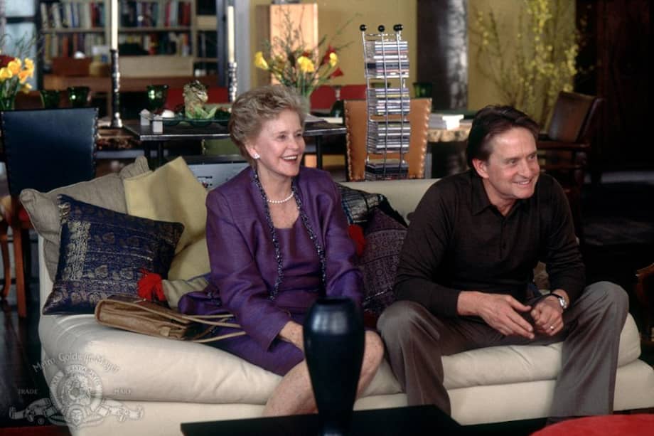 Diana Douglas y Michael Douglas en "It Runs in the Family" (2003). / Tomada de Imdb.com