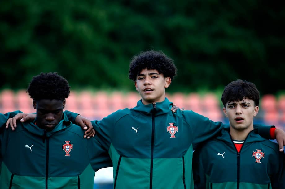 Cristiano Ronaldo Jr. en el torneo Vlatko Markovic Sub-15 en un partido entre Portugal y Croacia el 18 de mayo de 2025.