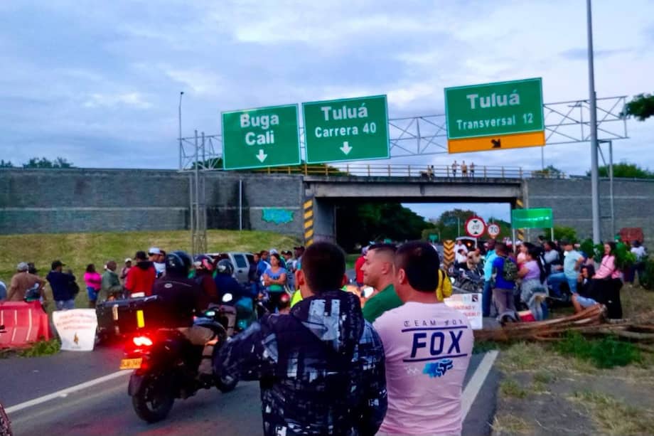 Los manifestantes exigen al Gobierno Nacional el cumplimiento de acuerdo sobre acceso a tierras, consulta previa y garantías para líderes sociales.