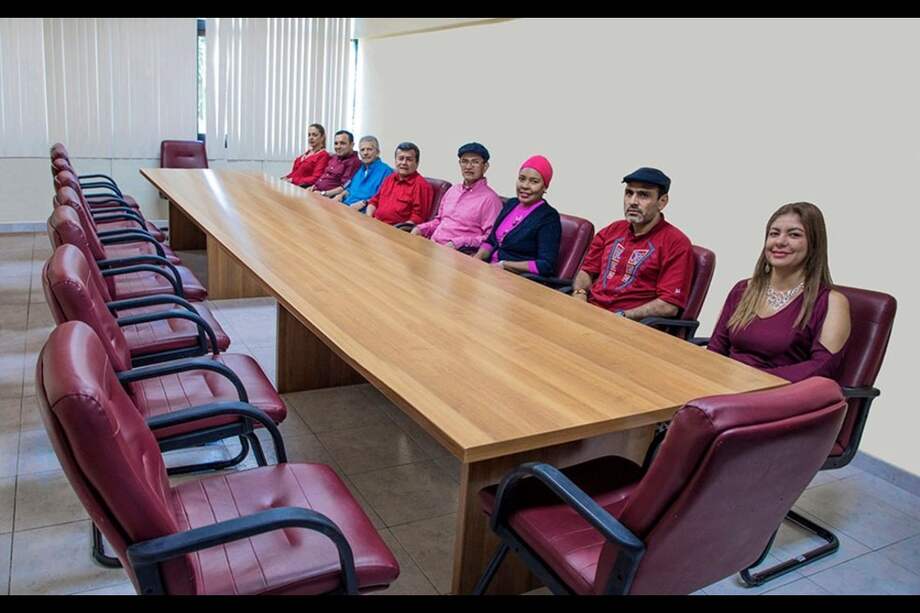Este es parte del equipo negociador de la guerrilla del Eln. / Tomada de www.eln-paz-org