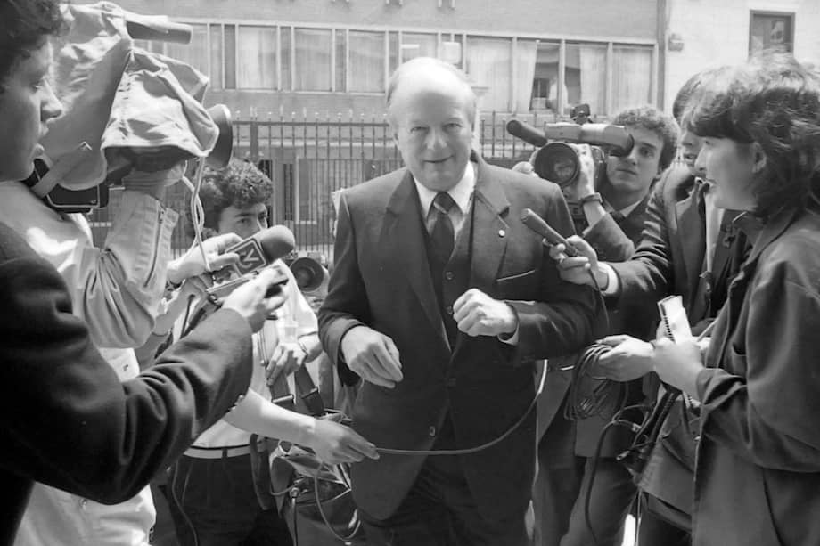 Enrique Low Murtra solo fue ministro de Justicia durante nueve meses, pero su legado marcó la historia judicial de país.