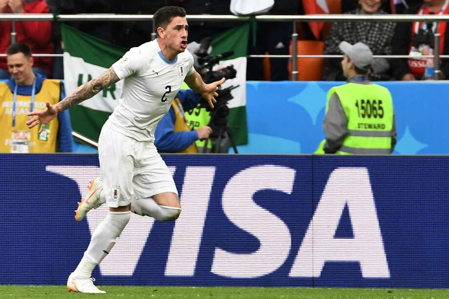 El central marcó en la victoria (1-0) de Uruguay ante Egipto en la primera fecha del Grupo A. / AFP
