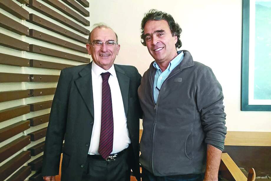 Los candidatos presidenciales Humberto de la Calle, del Partido Liberal y Sergio Fajardo, de la Coalición Colombia. / Archivo particular