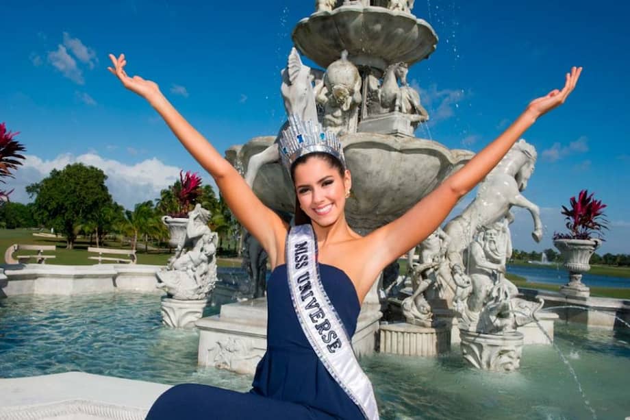 Paulina Vega, de 22 años, que se convirtió en la segunda colombiana en conquistar el título de Miss Universo en la gran gala celebrada anoche en la Universidad Internacional de Florida (FIU), situada en el área metropolitana de Miami (EE.UU.). / Efe