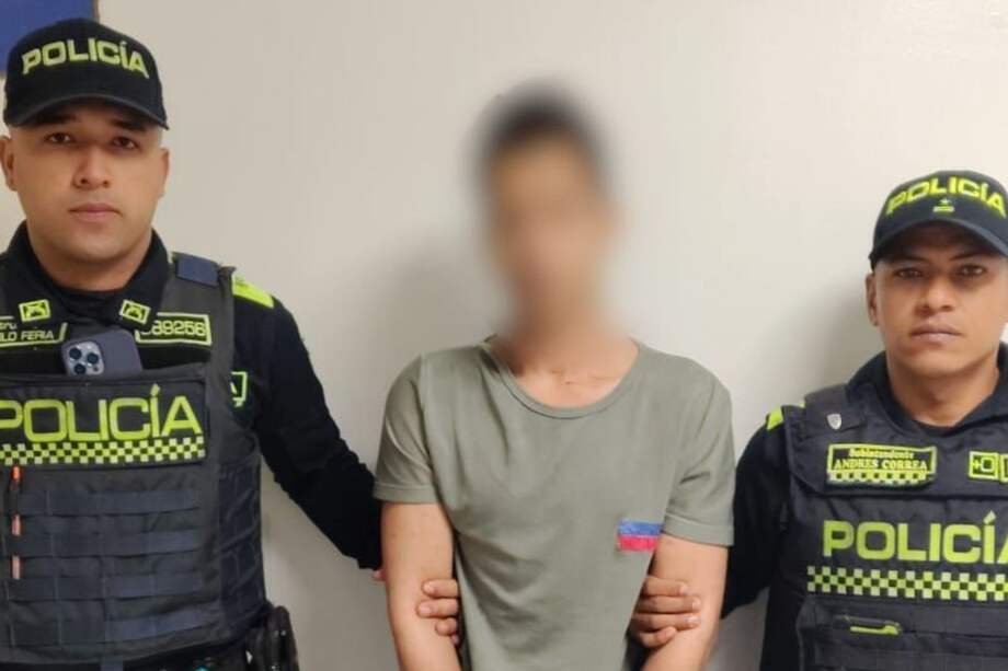 De acuerdo con las investigaciones, el capturado había contactado a una de las niñas a través de una red social.