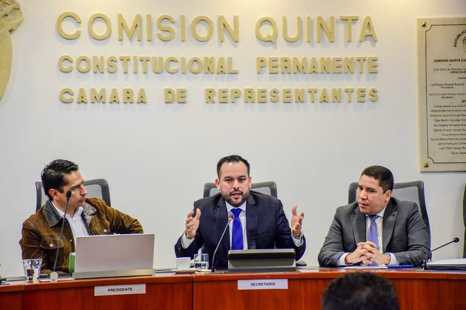 El Ministerio de Minas y Energía radicó la ley de tarifas en el Congreso de la República.