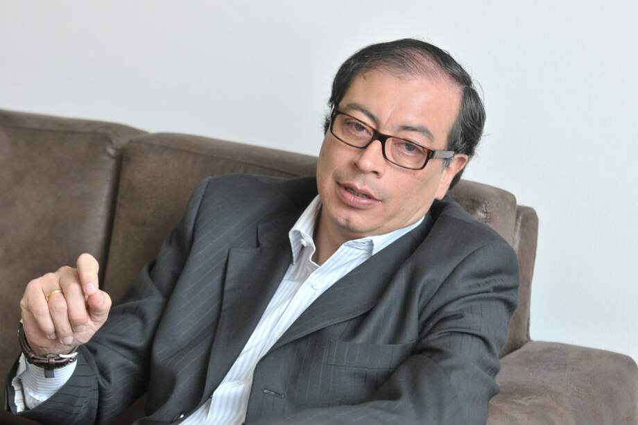 Según analistas, los resultados de la EEB han permitido dejar un poco de lado la discusión que inició el alcalde Gustavo Petro. / Archivo