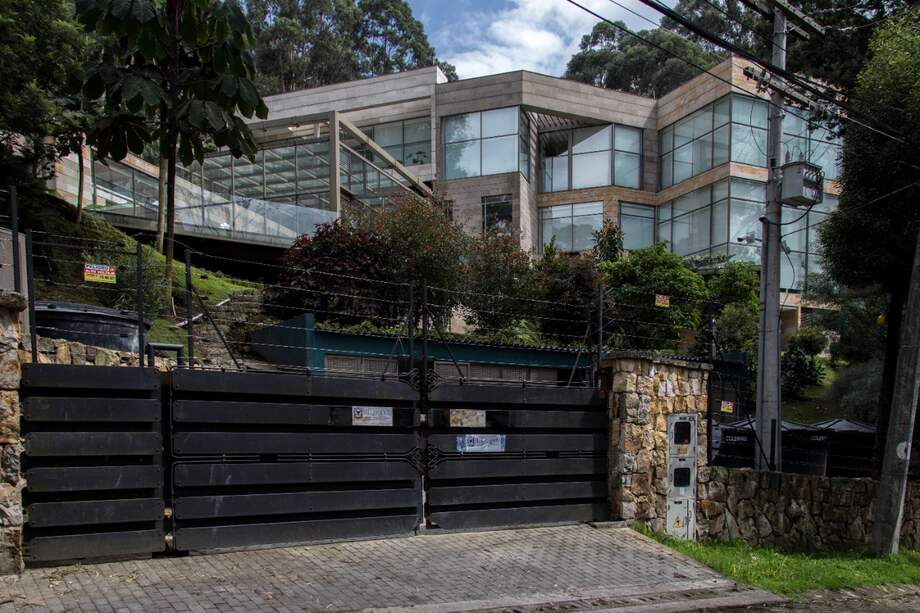 La mansión Moterodro se terminó de construir, pese a las medidas cautelares que se pusieron a las obras. / CAR Cundinamarca