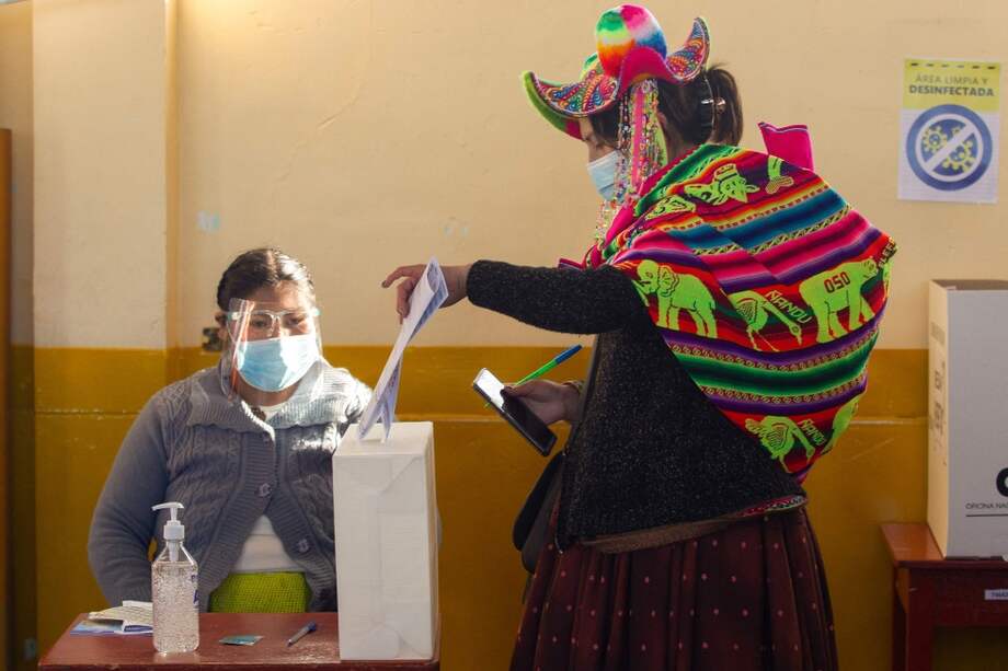 Perú elige presidente en una segunda vuelta este domingo 6 de junio.