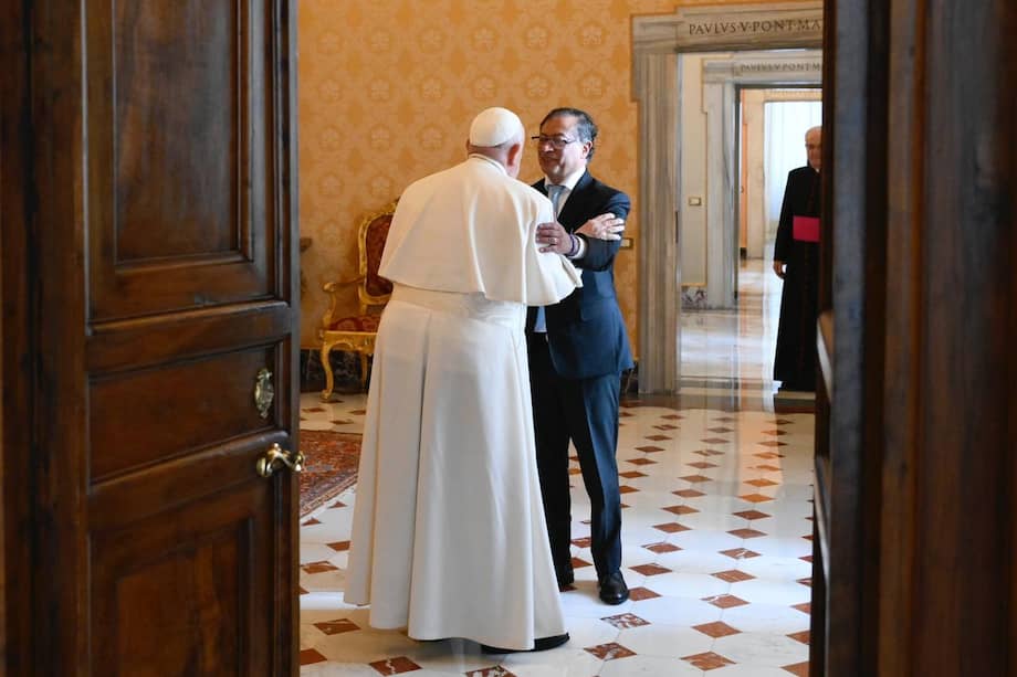 El presidente sostuvo un encuentro de 35 minutos con el sumo pontífice en el Vaticano.