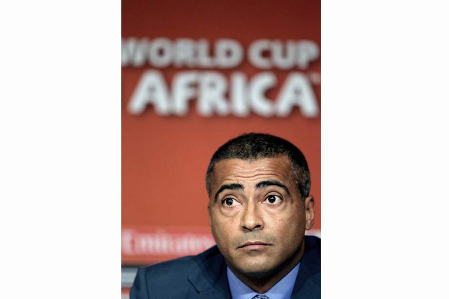 Romario llama ladrones a dirigentes de Fifa
