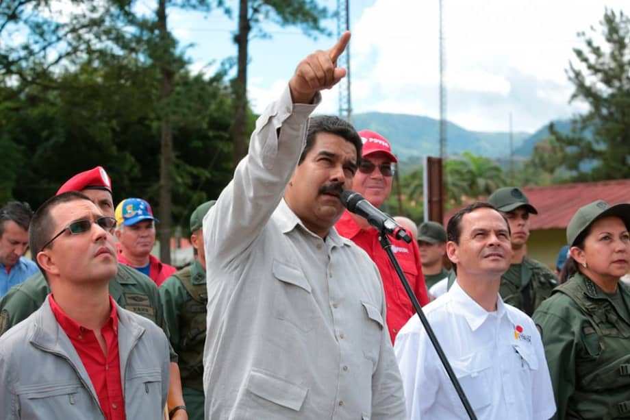 Maduro dice que penes y panes "son palabras parecidas"