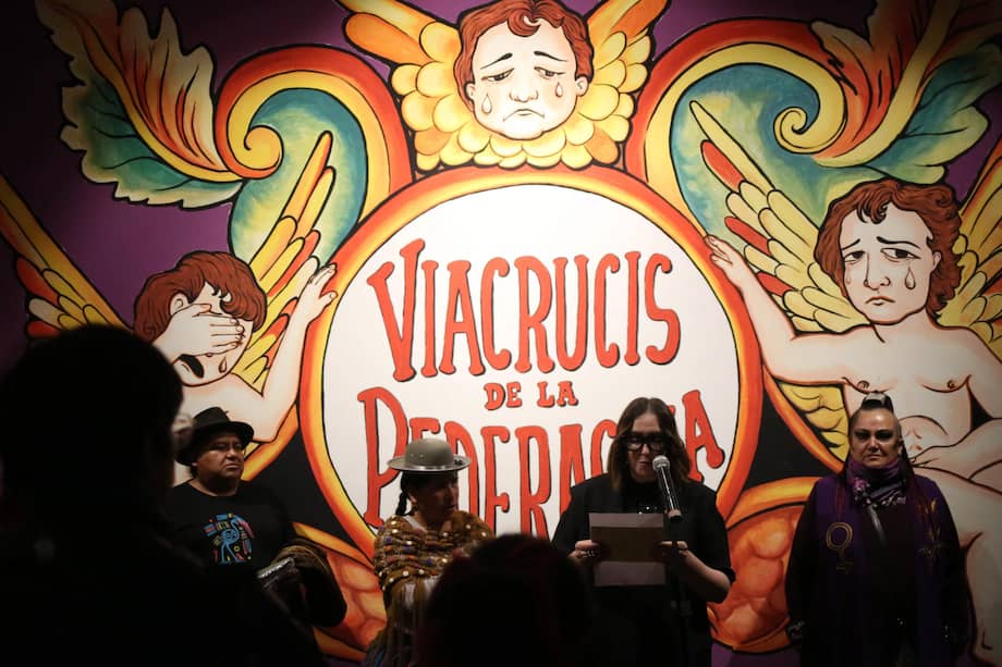 Es inaceptable que el Congreso tenga represado el proyecto de ley que crearía una suerte de comisión de la verdad para todos los casos de este tipo que ocurrieron en Colombia.