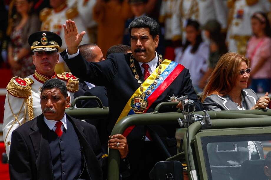 El presidente venezolano, Nicolás Maduro durante el desfile cívico-militar para conmemorar los 207 años de la firma del Acta de Independencia hace unos días. / EFE