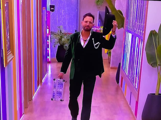 Alejandro Estrada se corona ganador de La Casa de los famosos 2026 con el premio de 400 millones de pesos