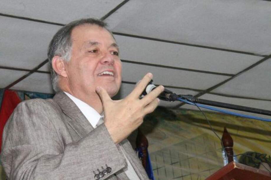 Gobierno utiliza el miedo para que los colombianos aprueben los acuerdos de paz: Procurador