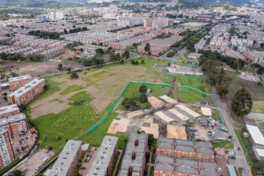Sobrevuelo con dron en las obras del Multicampus Suba.