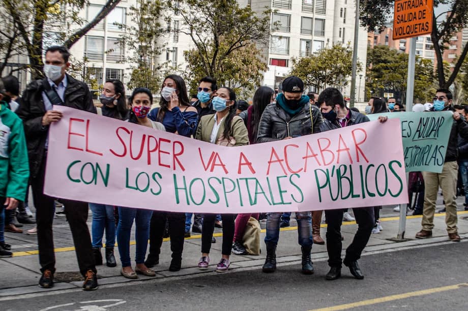 "Múltiples denuncias y quejas disciplinarias han sido presentadas por las Entidades afectadas".