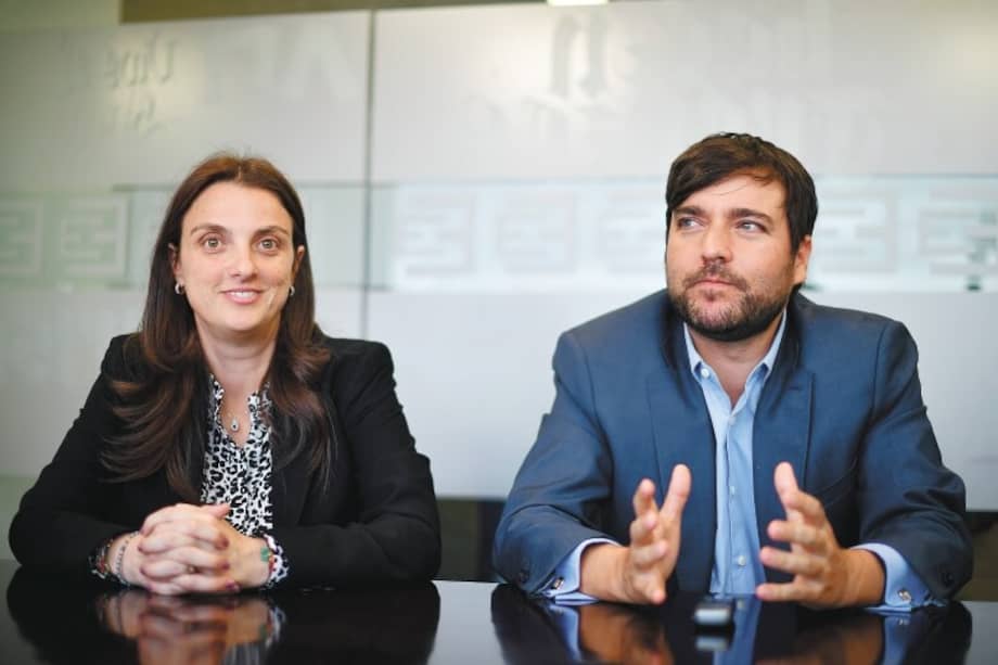 Karen Abudinen, consejera presidencial para las regiones, y Jaime Pumarejo, alcalde de Barranquilla.
/ Óscar Pérez