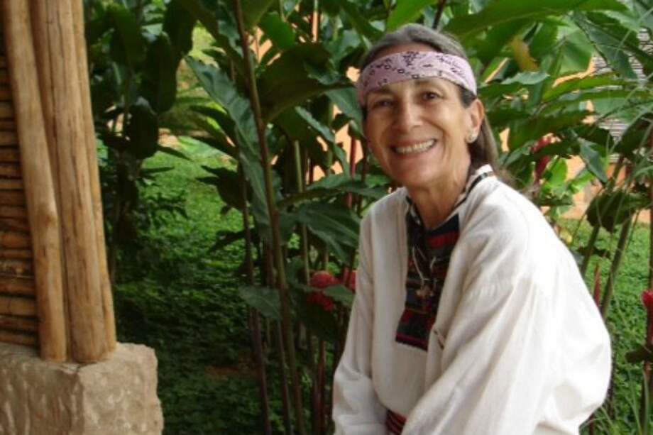 Albalucía Ángel se ganó un lugar en la historia de la literatura colombiana con “Estaba la pájara pinta sentada en el verde limón”. / Foto: Edgar Céspedes