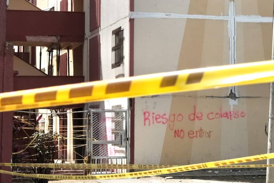 Una de las torres evacuadas en Chiminangos. / Juliana Velasco Amado -
@julianavelascoa