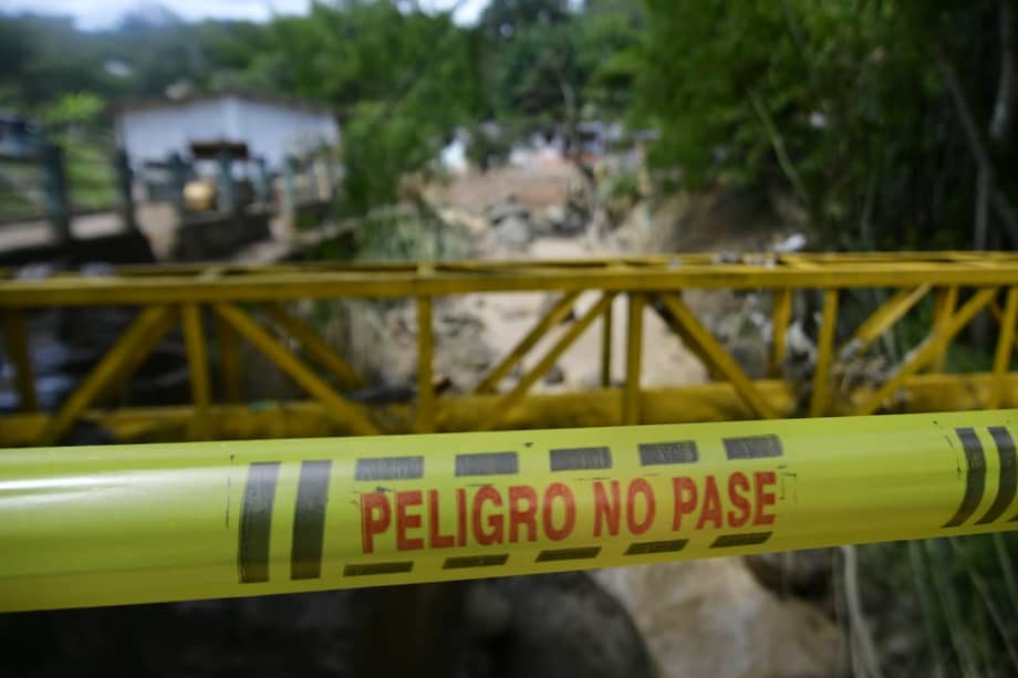 La creciente de la quebrada Yayatá se llevó cinco casas, afectó 17 familias y arrasó con el vehículo de la familia.