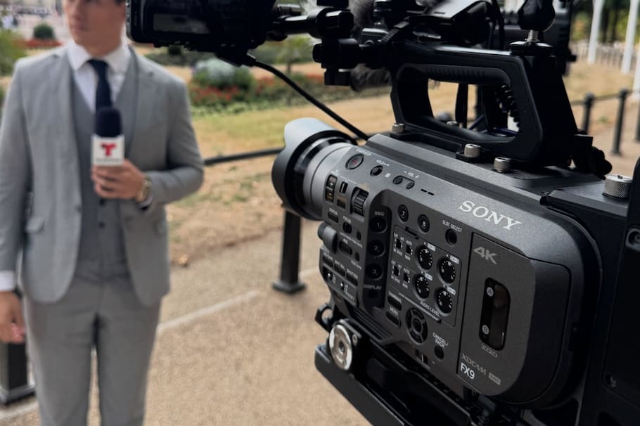 El periodista Matheo Gelves celebró su nevo reto profesional en el reconocido medio internacional.