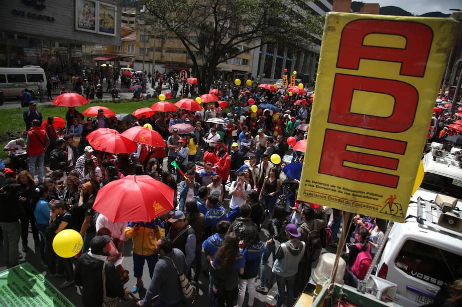La Secretaría de Educación advirtió que los docentes deben reponer el tiempo de clases. / Andrés Torres - El Espectador