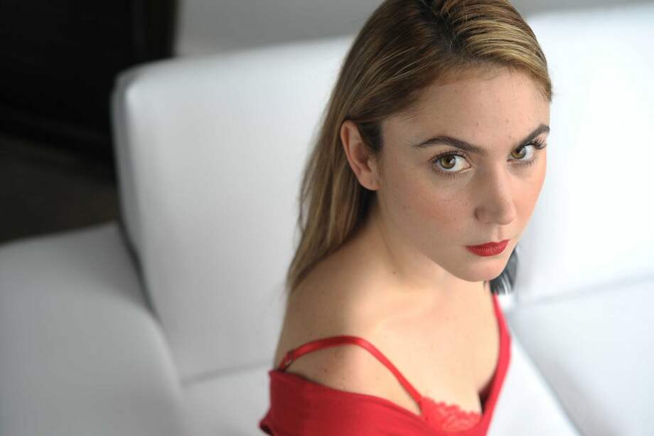 Carolina López interpreta a Alejandrina Vallecilla en la telenovela “Azúcar”. / Cristian Garavito - El Espectador