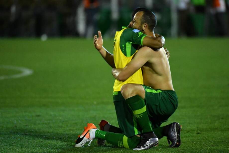 Los jugadores del Chapecoense celebran el paso a la final de la Copa Sudamericana. Foto: AFP
