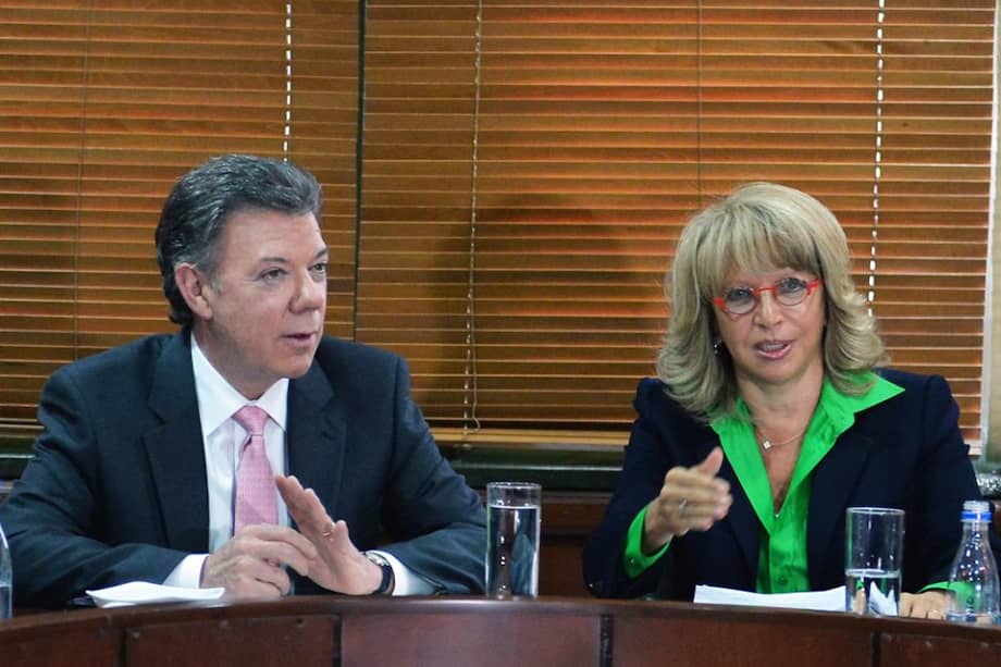 Santos comparó a sus ministros con las grandes estrellas de la Selección