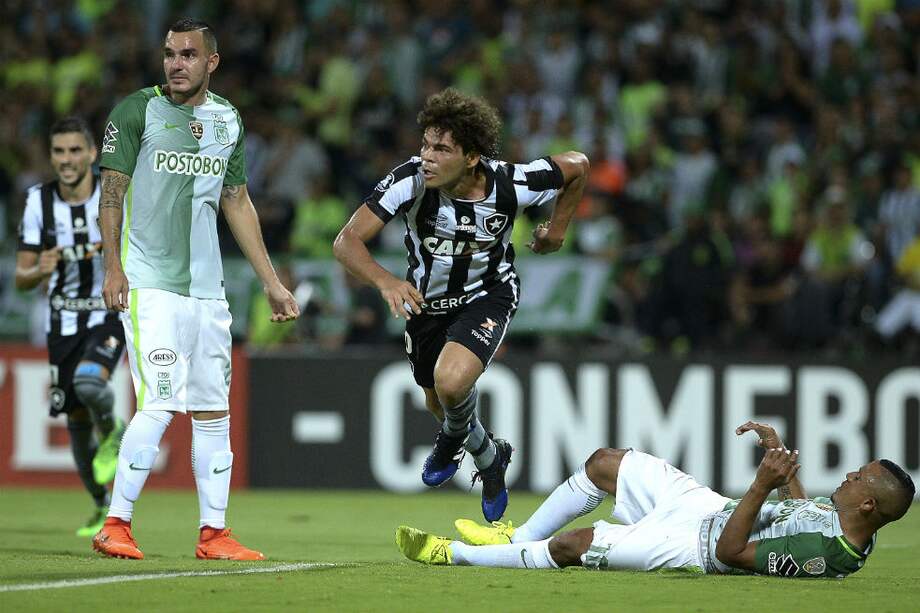 Camilo Farias celebra el gol con el que Botafogo venció a Nacional. / AFP